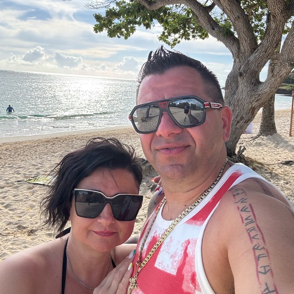 🌺Meet your Posher 🧚🏼‍♀️🏖 - Picture 7 of 8